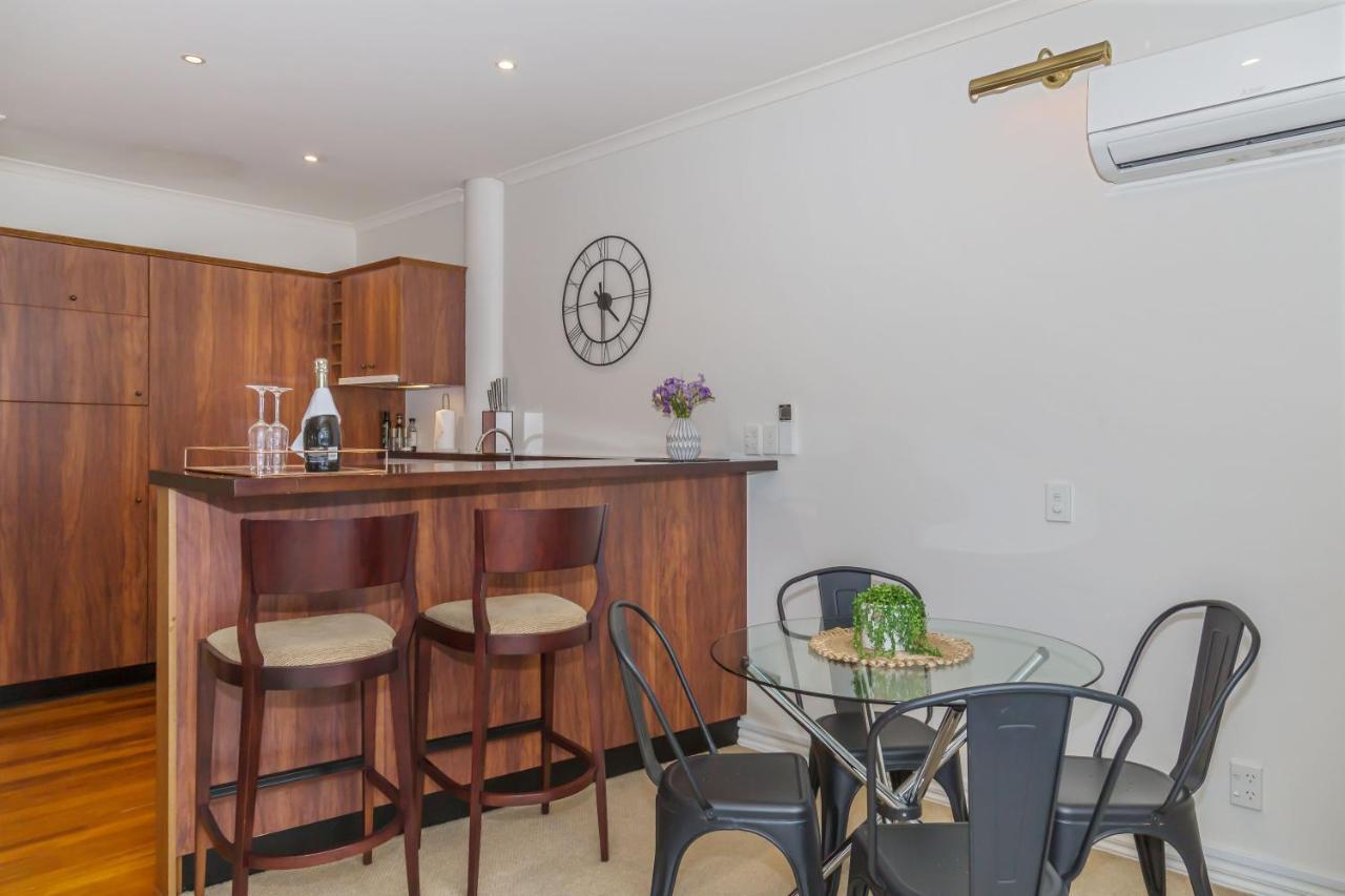 Princes Wharf - Charming 1Br Apartment Auckland Bagian luar foto